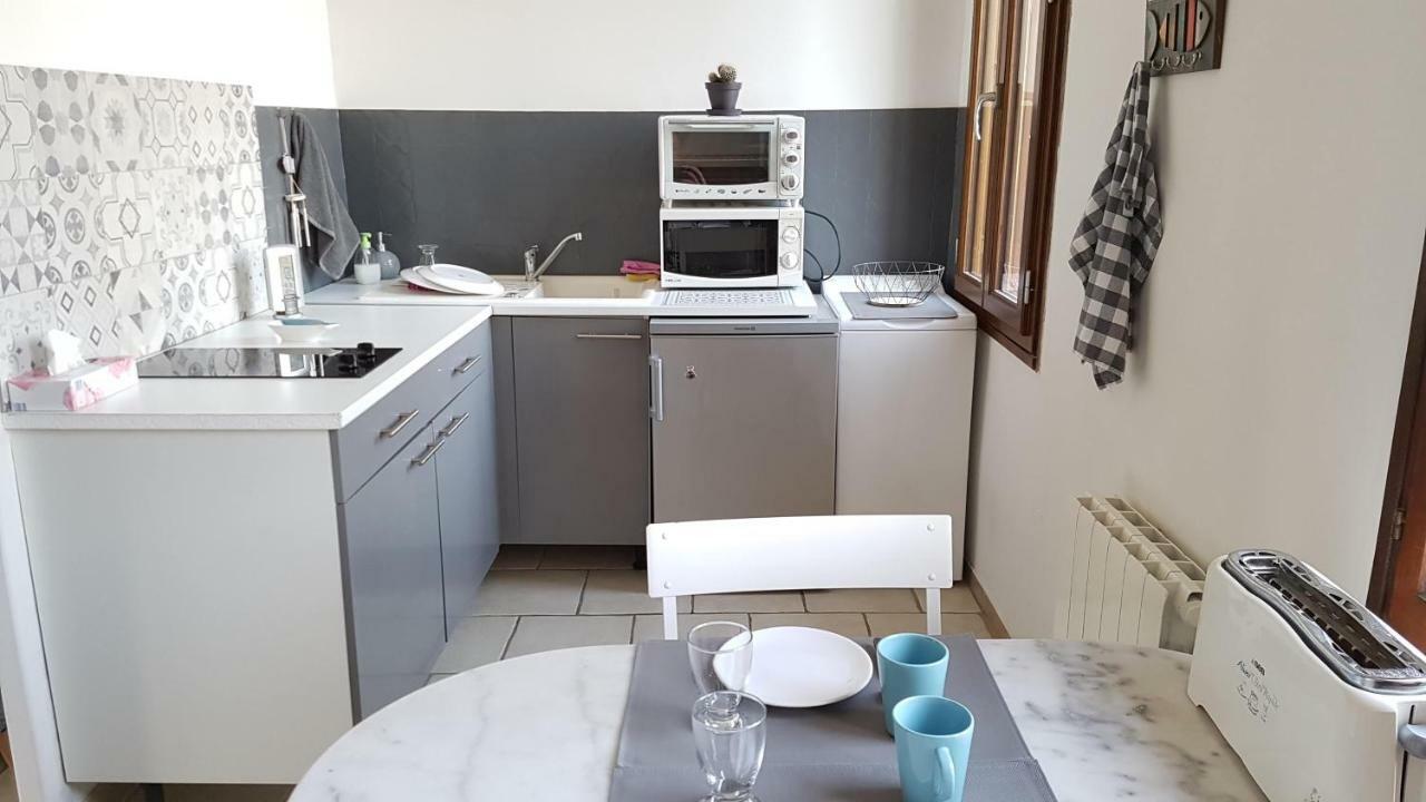 Studio 30 M2 500M Plages Mourillon 3 Personnes Тулон Экстерьер фото